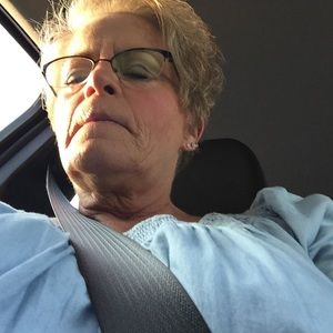 Meet your Posher, Cindy